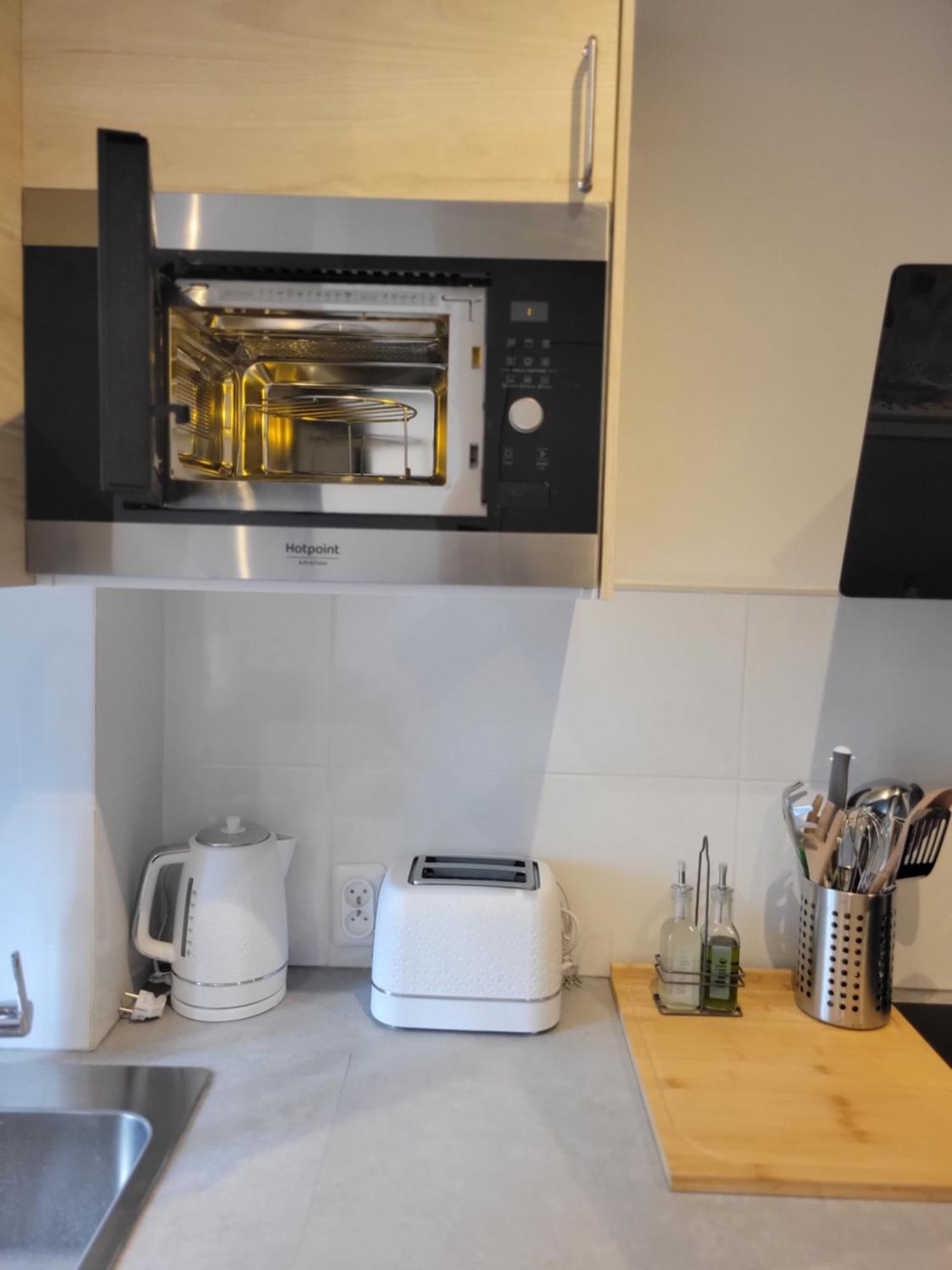 Amazing Apartment A Stone'S Throw From The City Of Lights - Paris กลีชี ภายนอก รูปภาพ