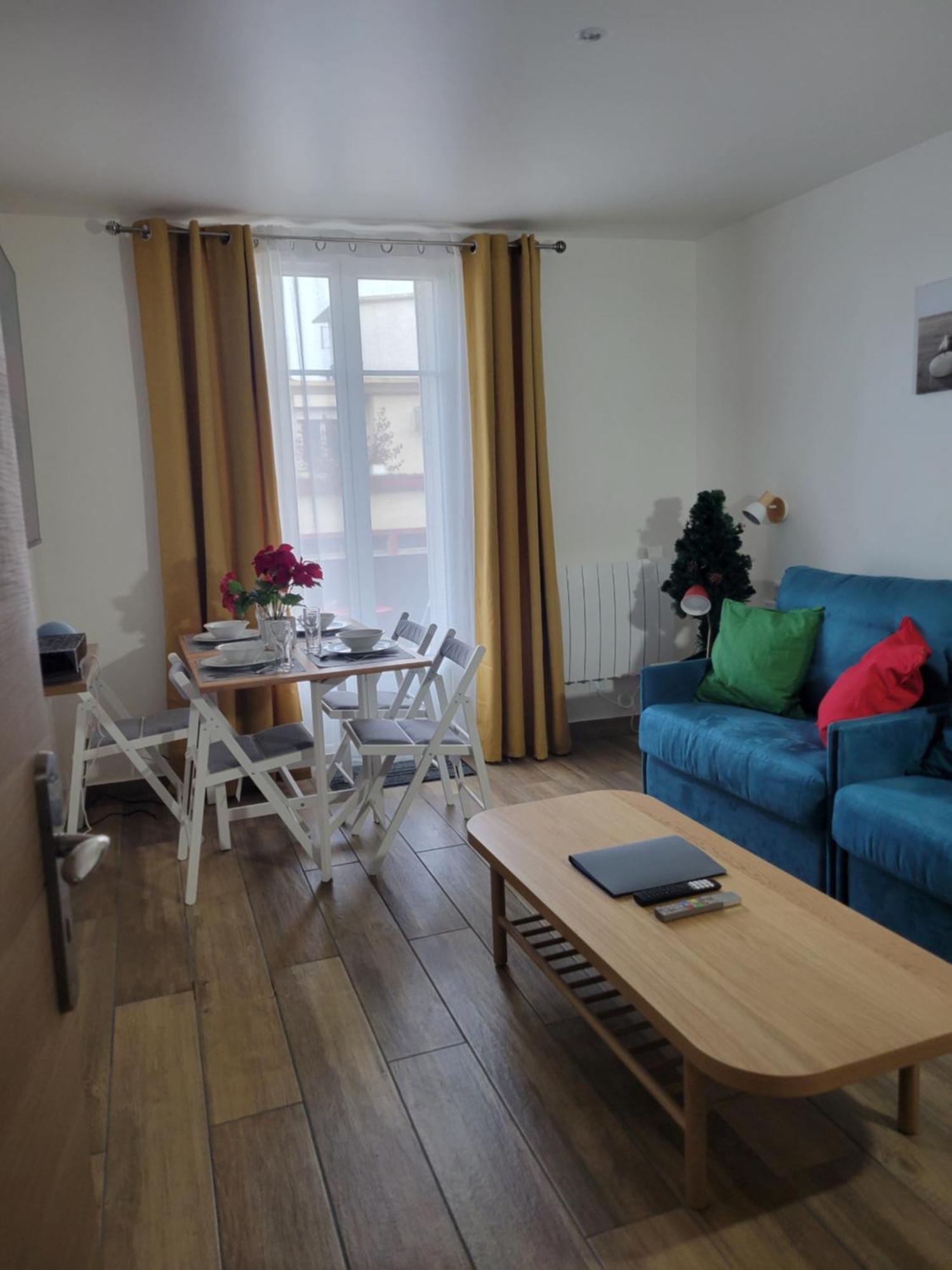 Amazing Apartment A Stone'S Throw From The City Of Lights - Paris กลีชี ภายนอก รูปภาพ
