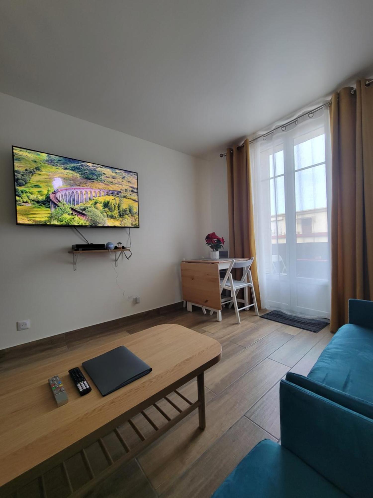 Amazing Apartment A Stone'S Throw From The City Of Lights - Paris กลีชี ภายนอก รูปภาพ